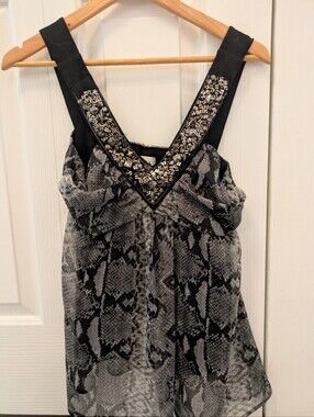 Y2K Lady Dutch Beaded V-Neck Snake-Print Camisole in Black and Gray